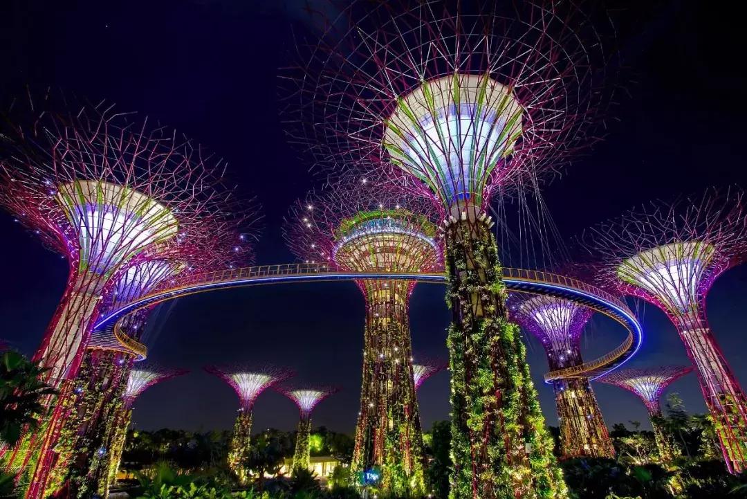 杭州1/10都不到的mini小国，性价比高到，去1趟=打卡好几个国家