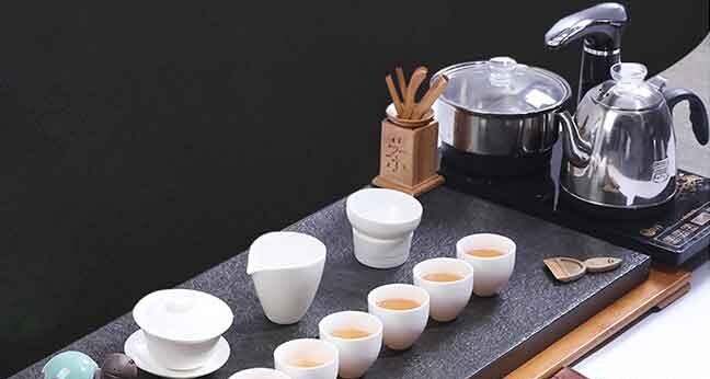 为什么铁观音有很浓药味,为何铁观音有绿的有黑的