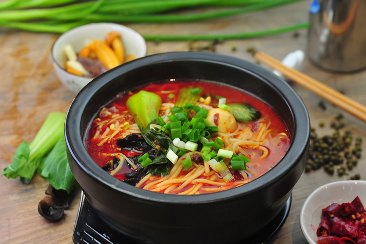 砂锅米线技术培训加盟,砂锅米线培训哪里正宗