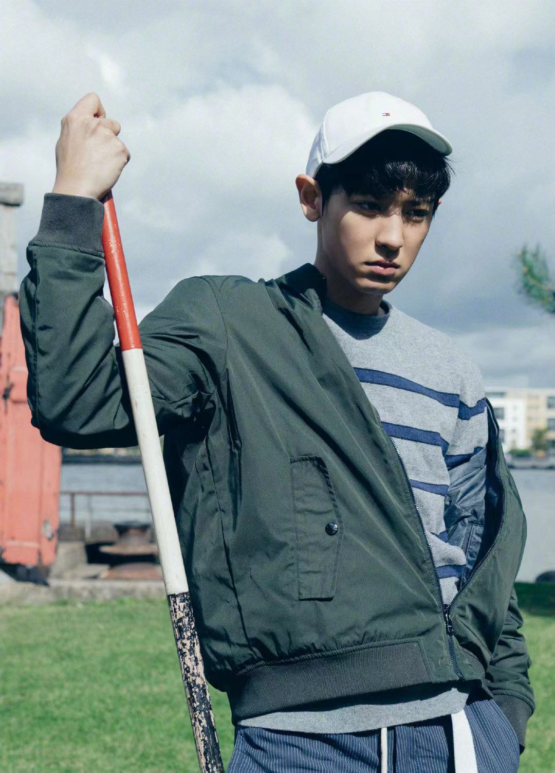 exo朴灿烈ins滑雪,exo朴灿烈快本