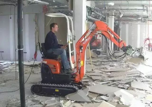 六型挖掘机,挖机市场最常见的几款挖掘机