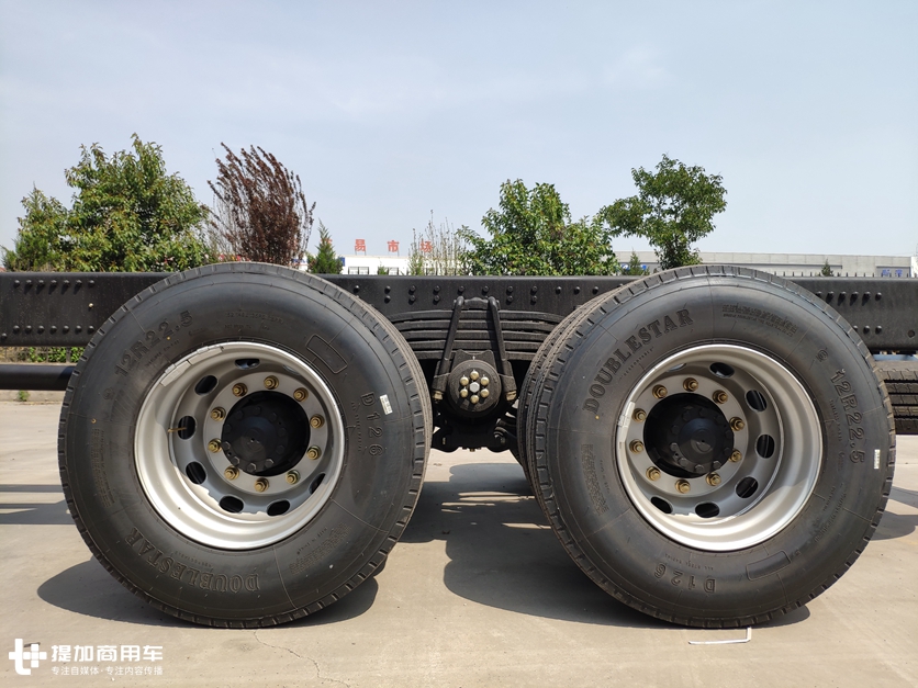 陕汽德龙新m3000这车怎么样,陕汽德龙新款x3000载货汽车怎么样