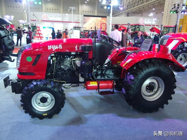 东风604大棚拖拉机,山地丘陵大棚果园用35马力拖拉机