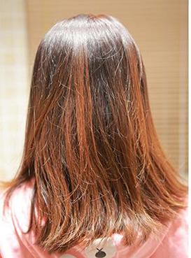 赵薇新综艺发型亮了，43岁依旧活力四射，网友看后：快回中餐厅