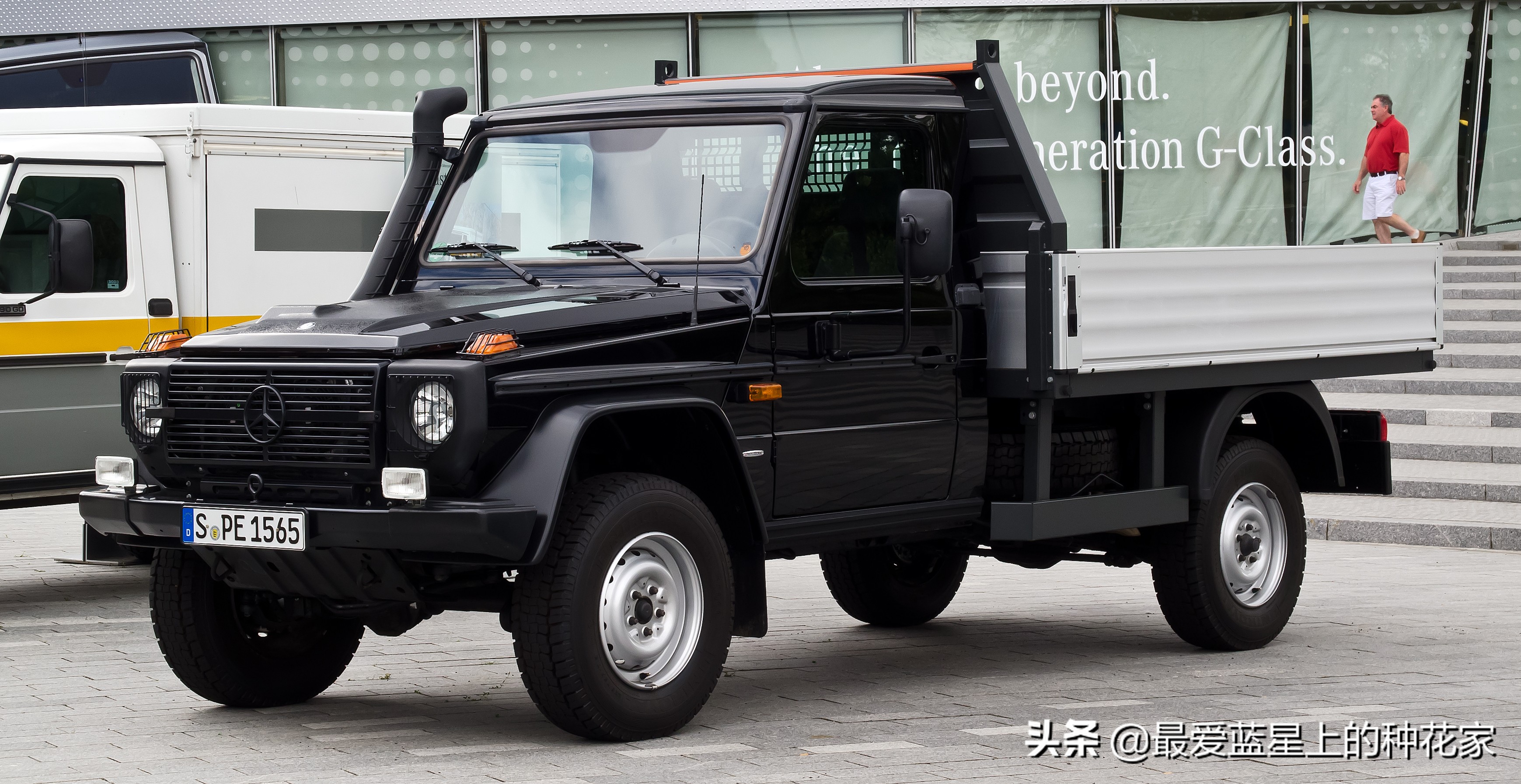 奔驰大g1994老款,奔驰大g有几款车型和价格