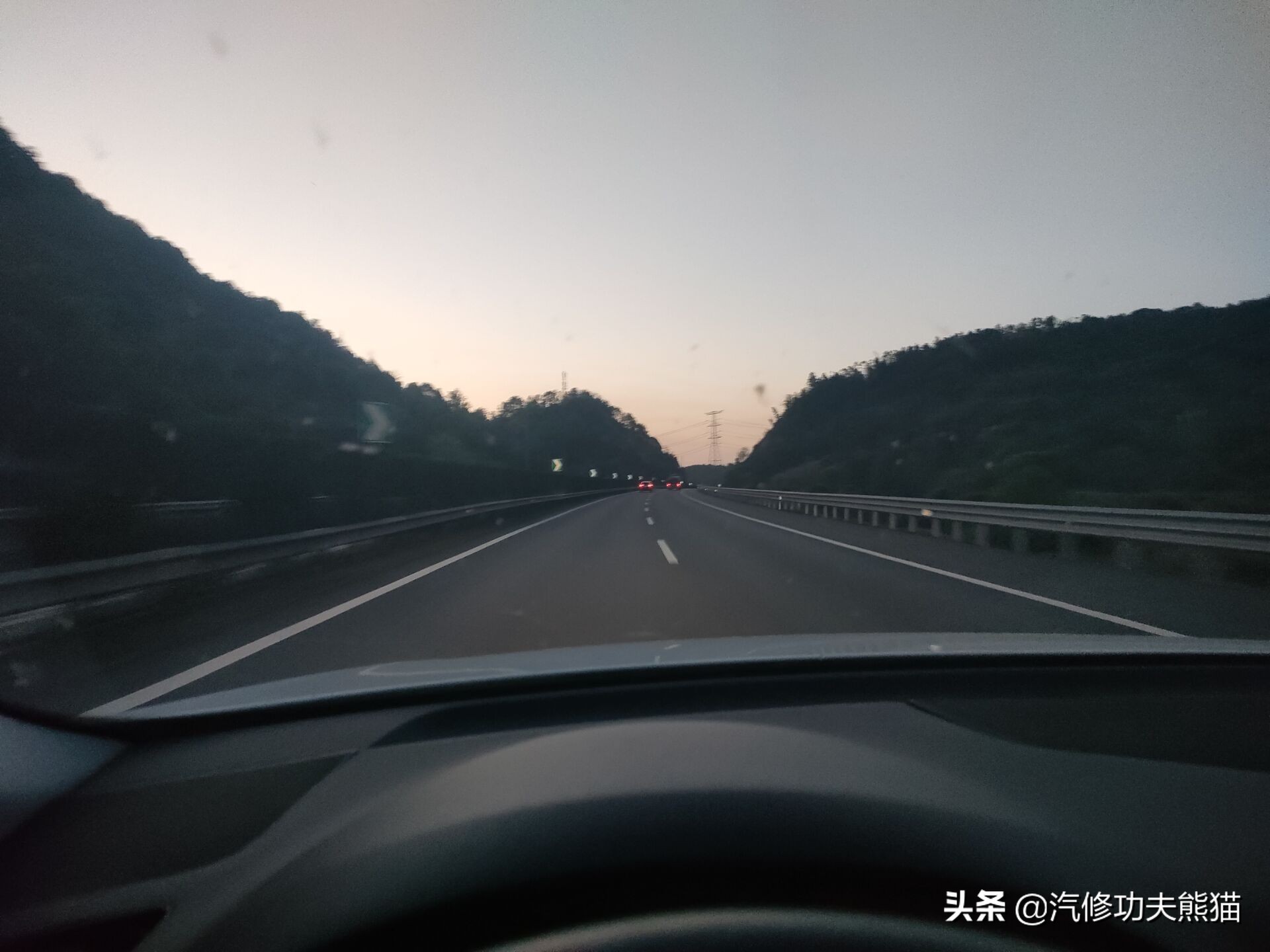 2011款奥迪q5烧机油怎么彻底解决,奥迪q5三代ea888发动机烧机油原因