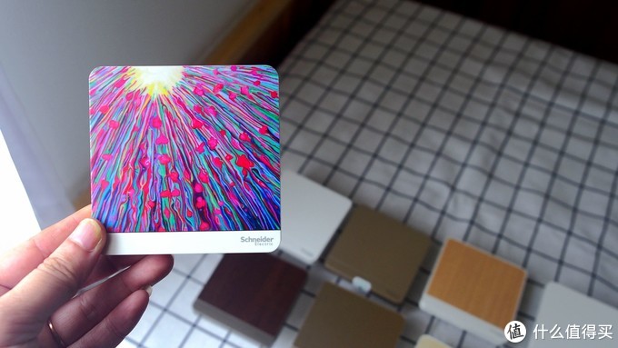 施耐德皓呈系列小夜灯现场效果,施耐德颜值开关插座