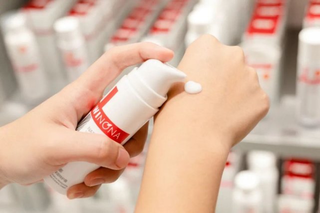 壹方城购物中心彩妆,壹方城网红化妆店