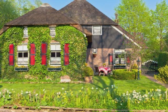 荷兰风光秀丽的小镇,世界上最真实的荷兰小镇