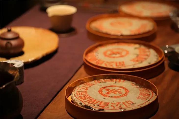 中茶普洱黄印红印蓝印区别,细说普洱茶