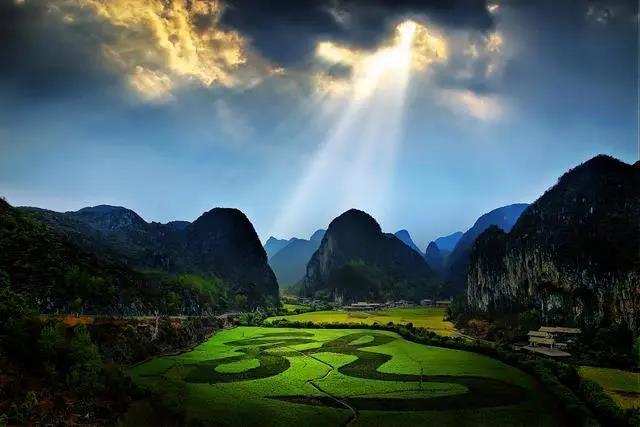 黄果树一日游和景区直通车划算,黄果树景区直通车