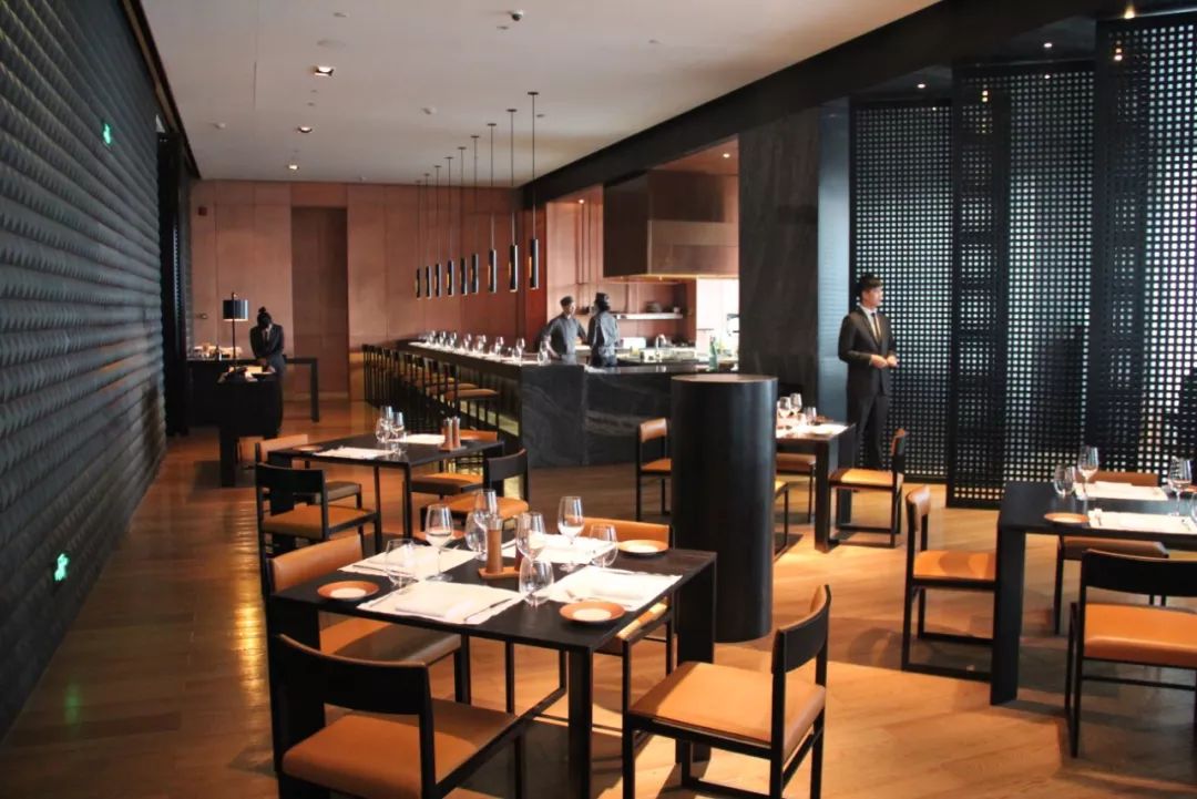 他用15年做出武汉人自己的西餐，不贵却评上全国十大品牌