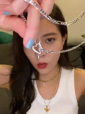 宋妍霏太好看了,宋妍霏推荐好物护肤