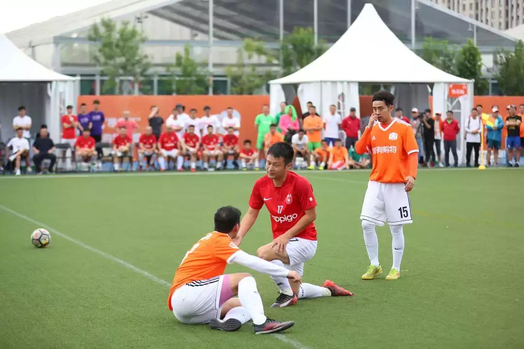 “橙意杯”足球赛,家有购物超多精彩瞬间来袭.......