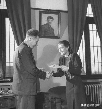 流浪在旧上海滩的白俄,给上海至今生活仍留下了深深烙印(多图)