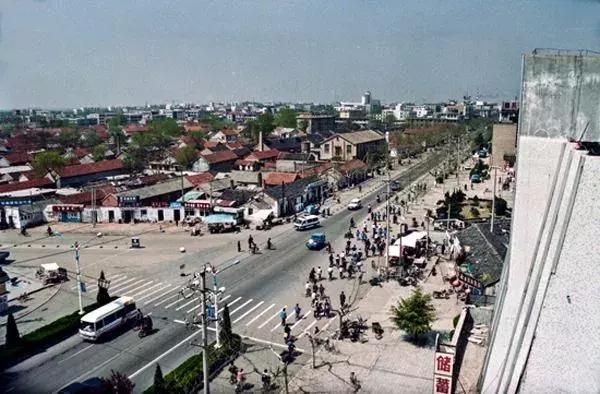 日照市区北京路和海曲路,日照海曲路逆行