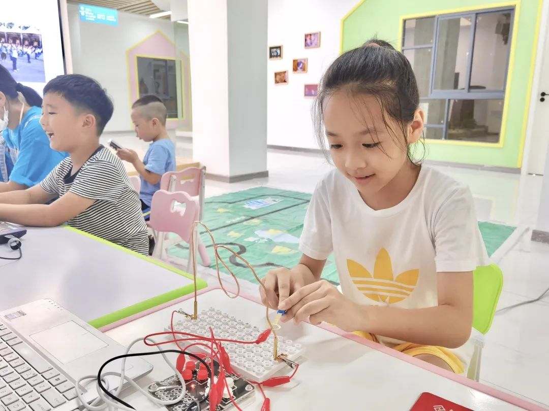 黄石市教育培训,黄石崇艺荟幼儿园