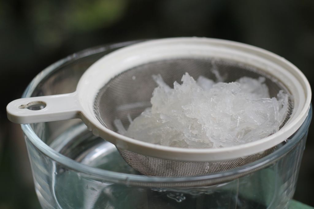 燕窝那些事儿之泡发过燕窝的水要不要倒掉？