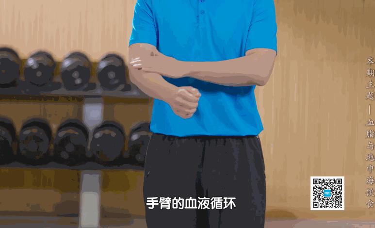 怎么纠正外八走路姿势,10岁小孩走路姿势如何纠正