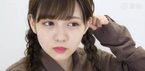 别再披头发了这3款扎发才好看,半披长发怎么扎好看