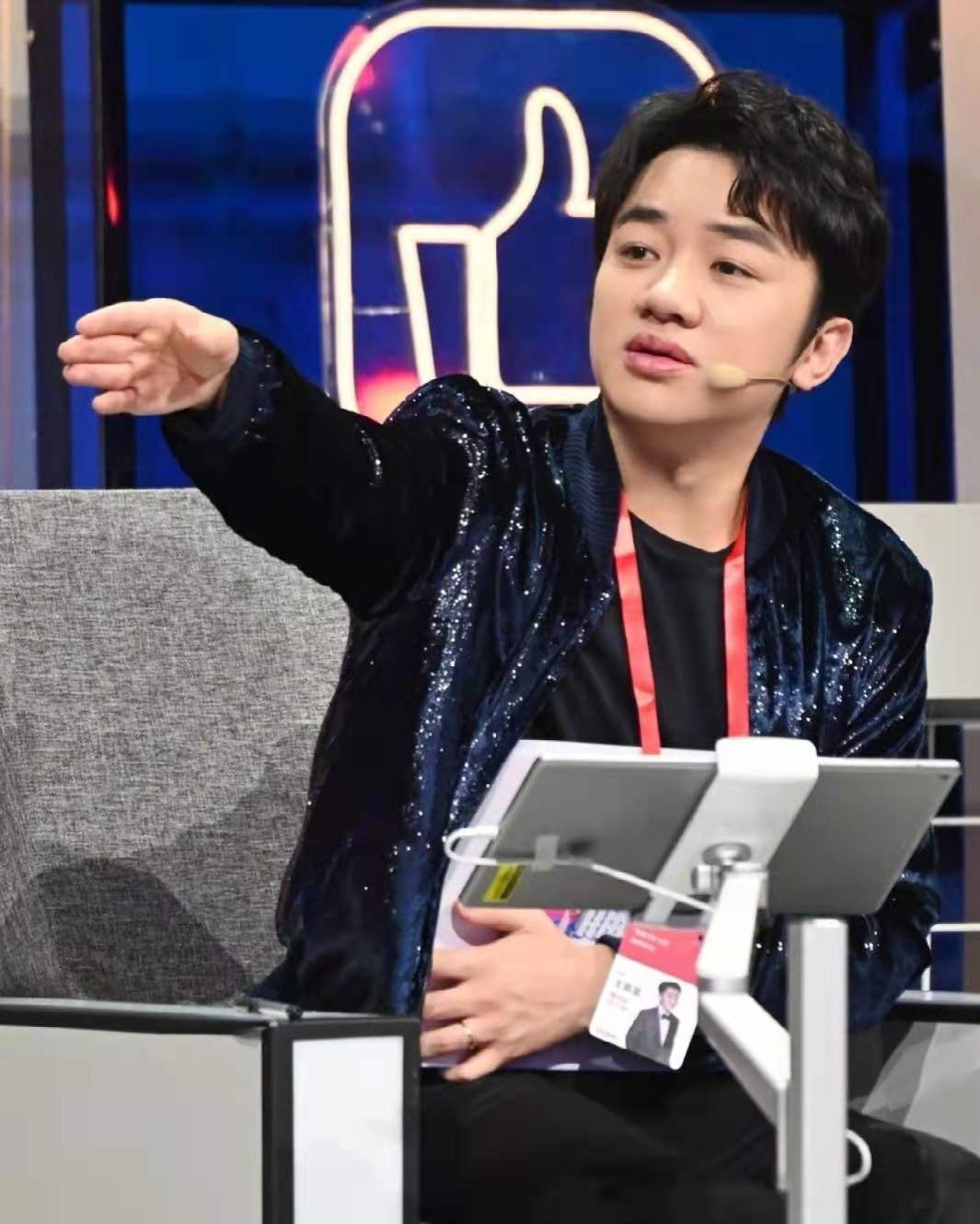 王祖蓝究竟有多高,费尽心思追到白富美