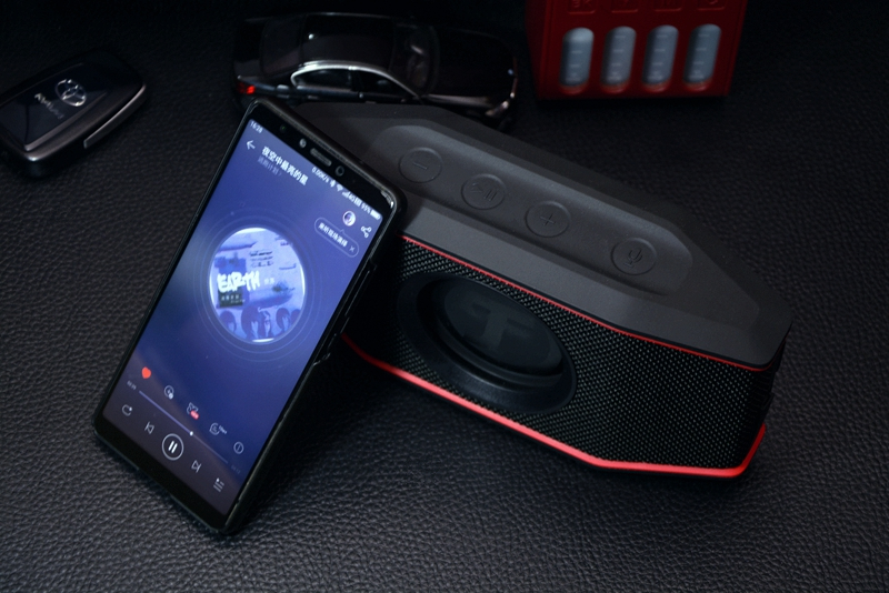来自德国、IPX7防水、可双联配对，这款户外蓝牙音箱比JBL更硬汉
