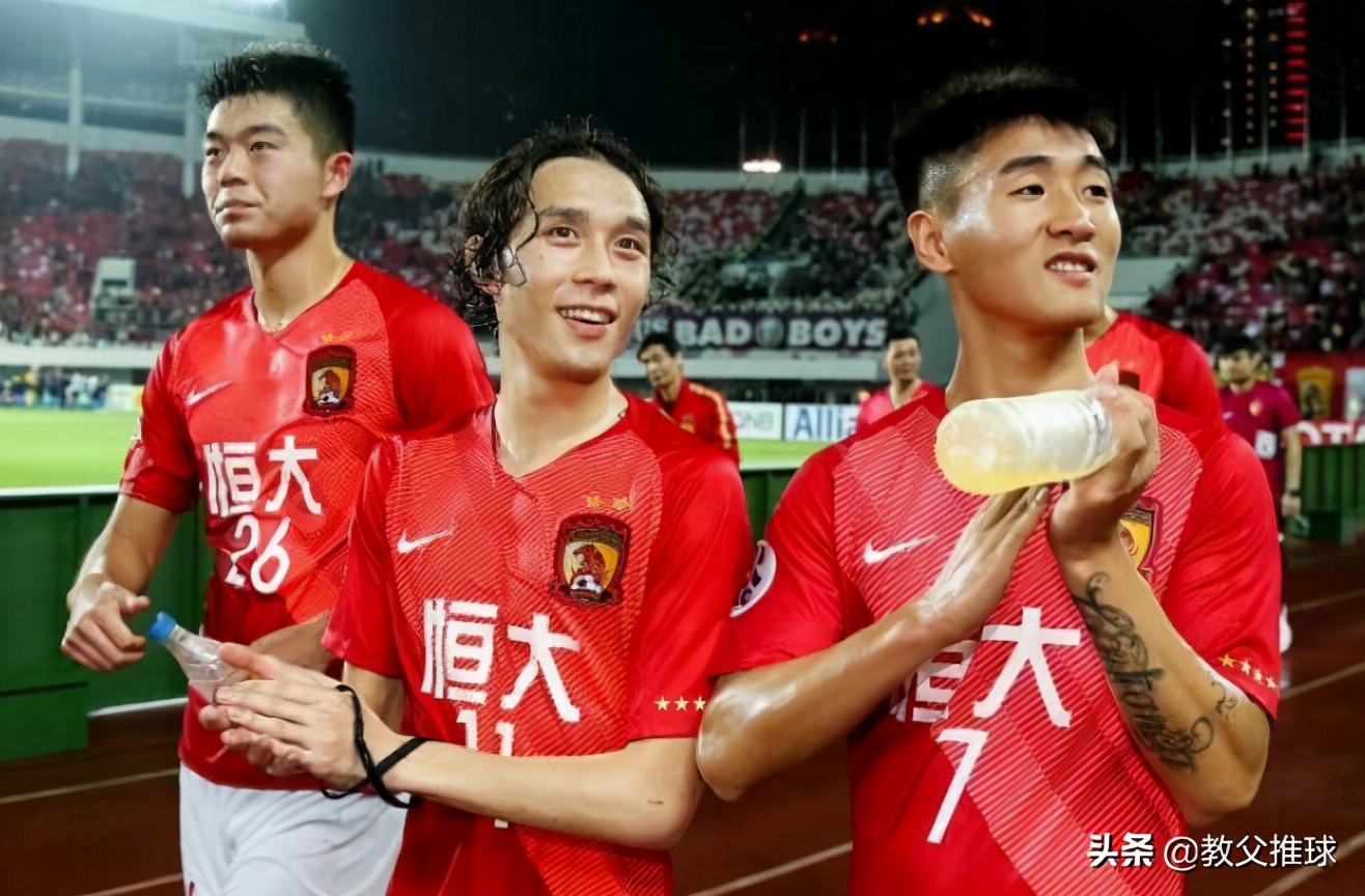 外媒评价艾克森归化,媒体人评艾克森入选国足