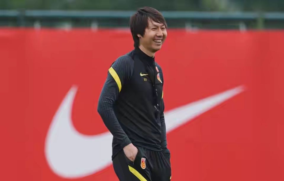 足球业内人士评李铁,足球评论员吐槽国足