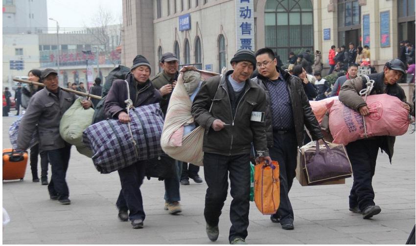 朔日望月什么意思,朔日不出门望月不回家的意思