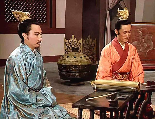 曹丕逼曹植写七步诗令人催泪,曹丕逼迫曹植七步作诗让人泪目