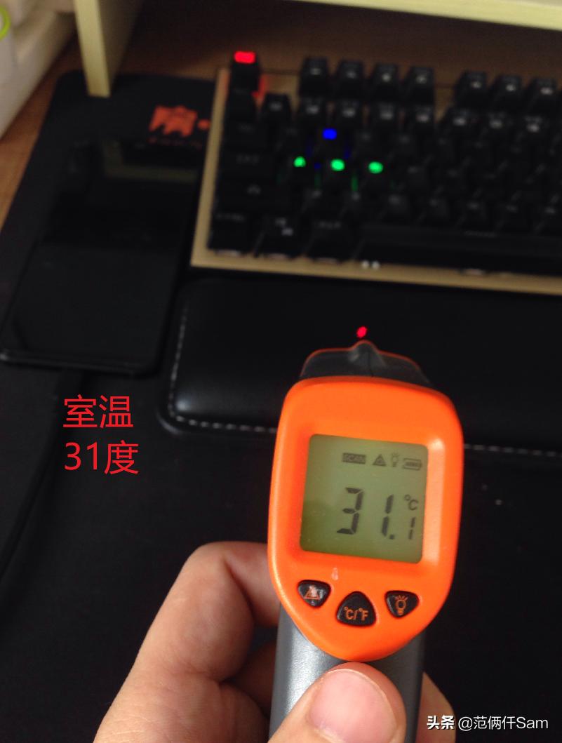 苹果要充电会自动开机吗,苹果要插充电线才能开机