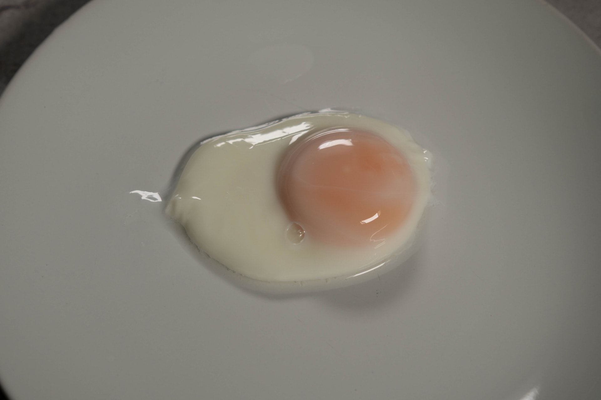 水波蛋｜微波炉水波蛋流心滑溜溜，45秒完成不爆炸关键是这样做