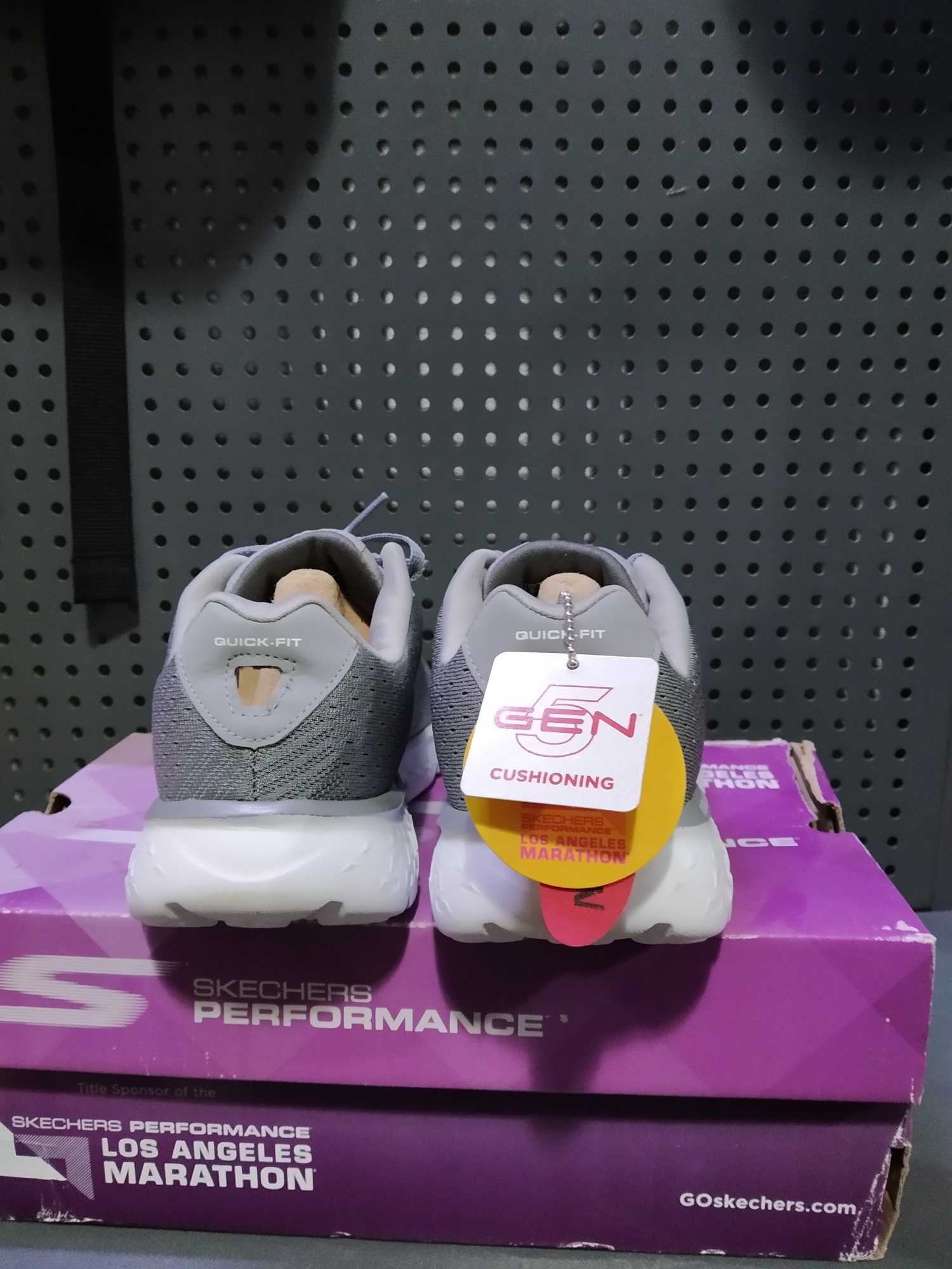 国际名牌健步鞋正品秋冬,斯凯奇健步鞋官网旗舰店