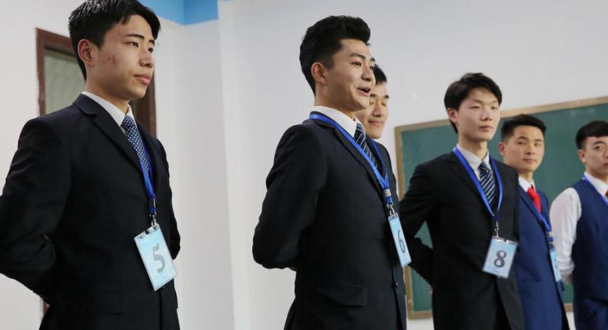 公务员和选调生哪个晋升得快,选调生和公务员的晋升区别