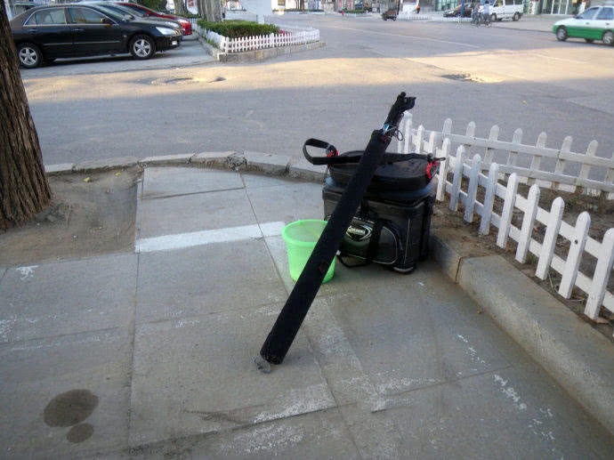 它一生只活一年，我们叫它“扔巴鱼”