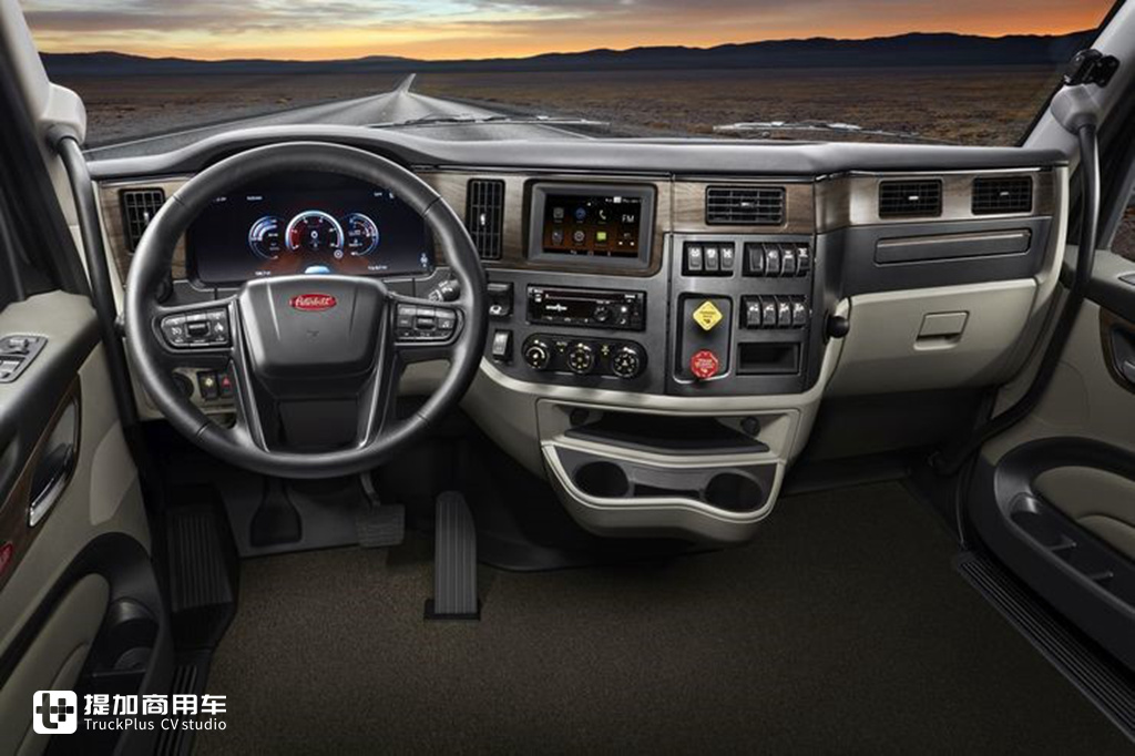 最新款彼得比尔特平头卡车,第一次看见彼得比尔特美式重卡