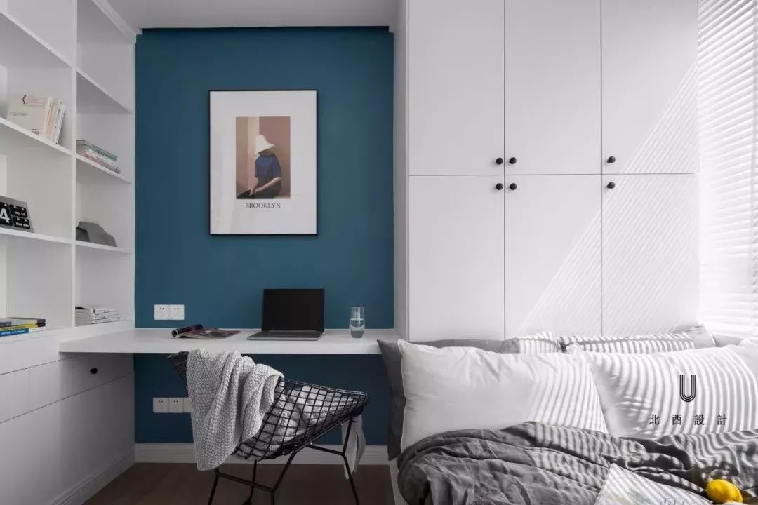 房间小柜子和书桌怎么设计,全屋定制小柜子和隐藏式书桌