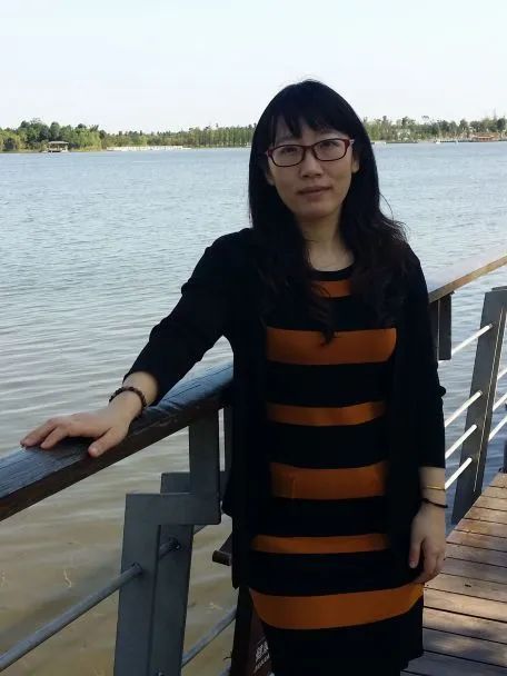 鍗椾含榧撴ゼ浜屽崄涔濅腑鑷磋繙涓,鍗椾含榧撴ゼ浜屽崄涔濅腑鑷磋繙鍒濅腑