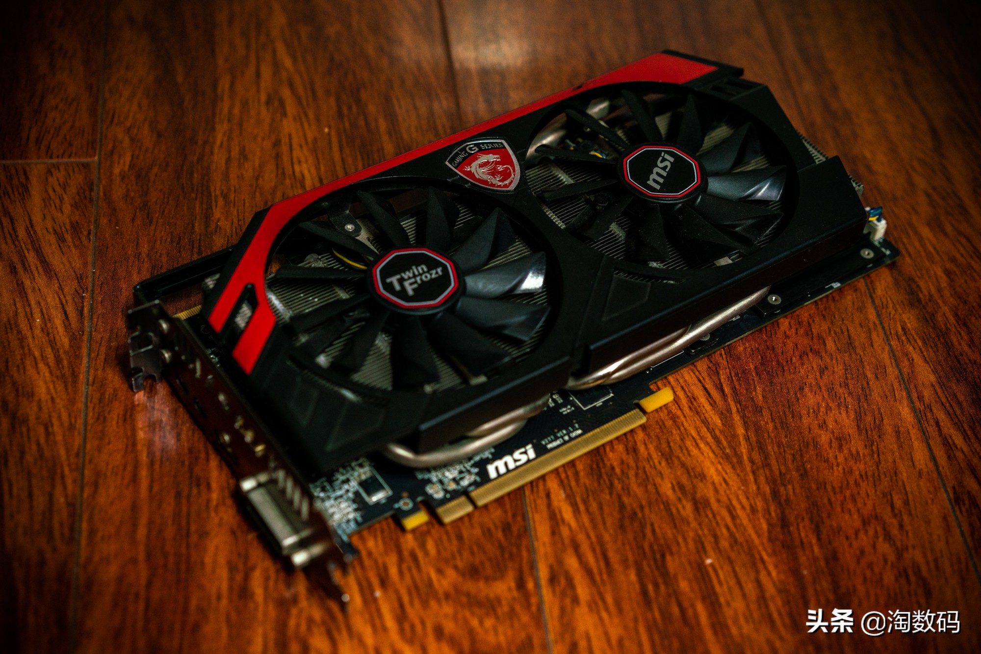 少年曾经的梦想：箱底翻出一张MSI微星R9280X红龙显示卡再战江湖