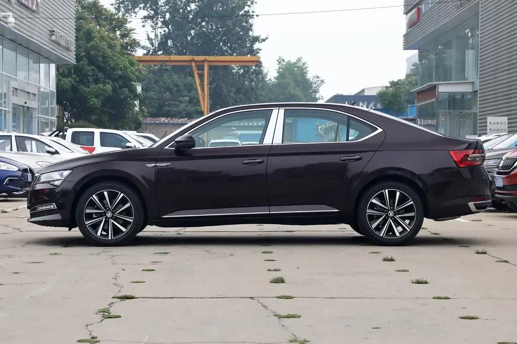 斯柯达速派2021款,斯柯达速派2015款