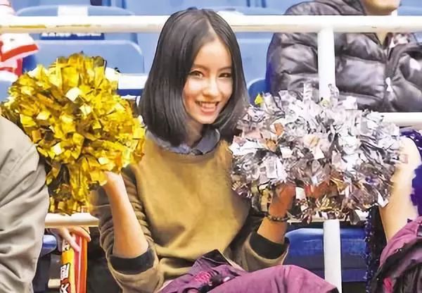 新版《神雕侠侣》小龙女海报曝光，网友：为什么不是贾玲演？