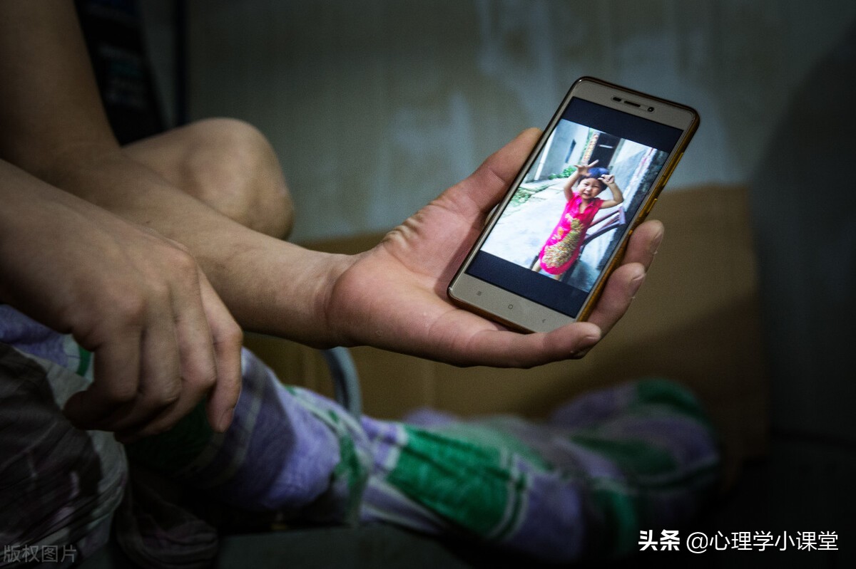 裸聊被骗3000元，怎么报警自己不被追究责任