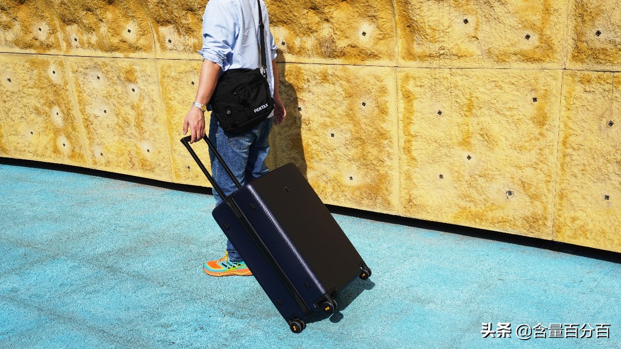 地平线行李箱与小米行李箱对比,地平线8号行李箱和90分行李箱