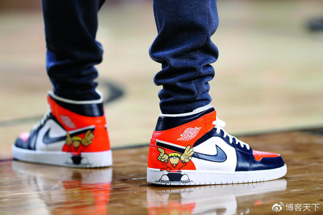 上海摇号买鞋,买鞋凌晨排队摇号抽签