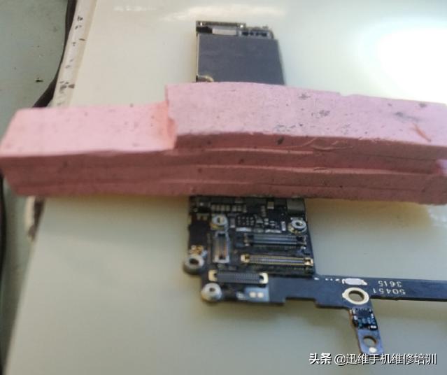 苹果手机不开机故障维修思路,iphone不定时重启故障