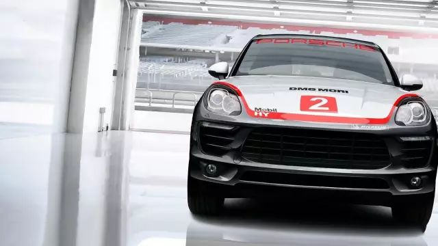 不是超跑也非限量,没想到冠军车手的座驾如此接地气