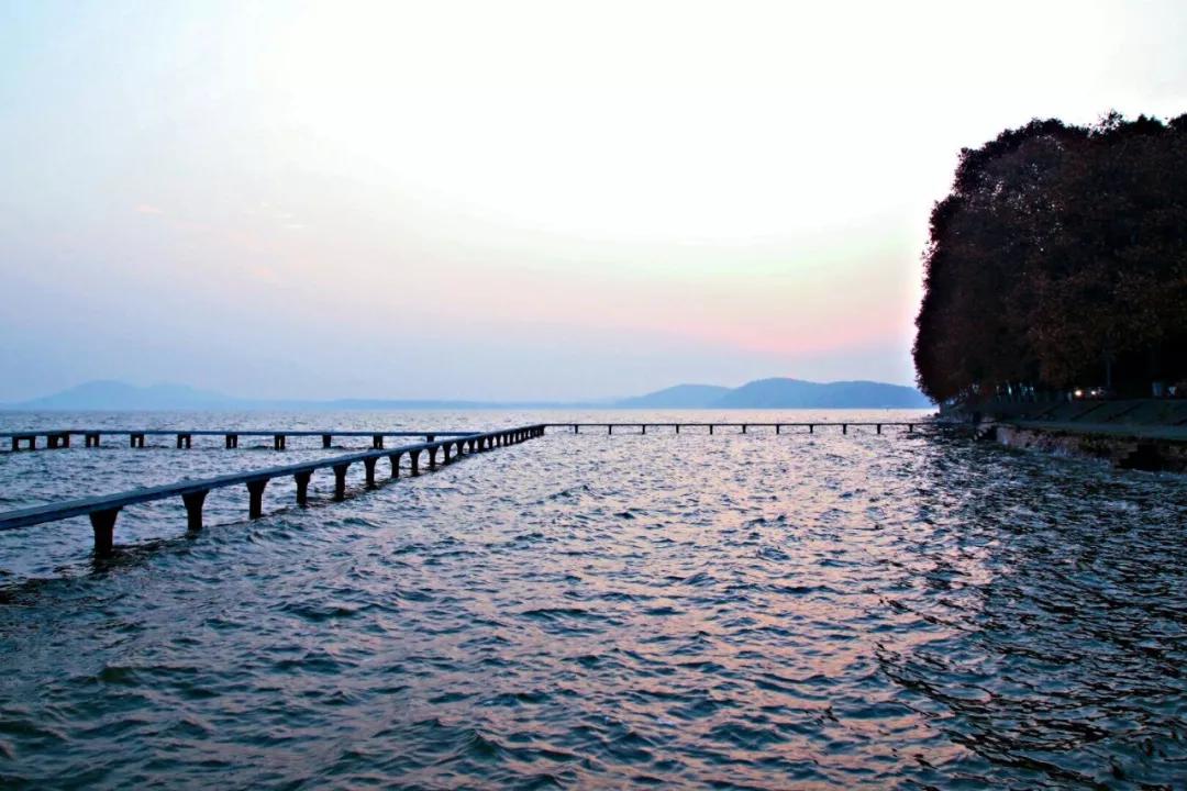 武汉封城第14天，有多少人忘了她到底有多美？