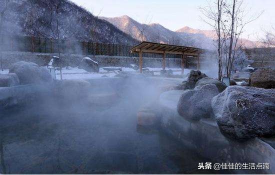 冬日花溪沐温泉,花溪沐枫雪温泉有多少个泡池