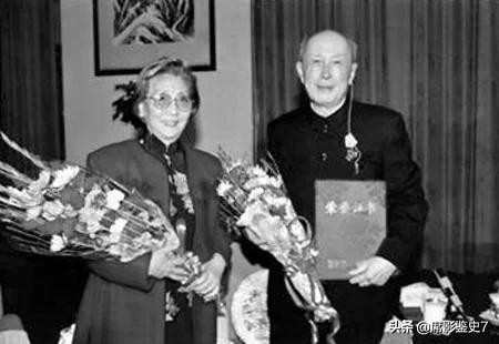 钱学森与蒋英年龄相差多少岁,钱学森和蒋英年龄差距