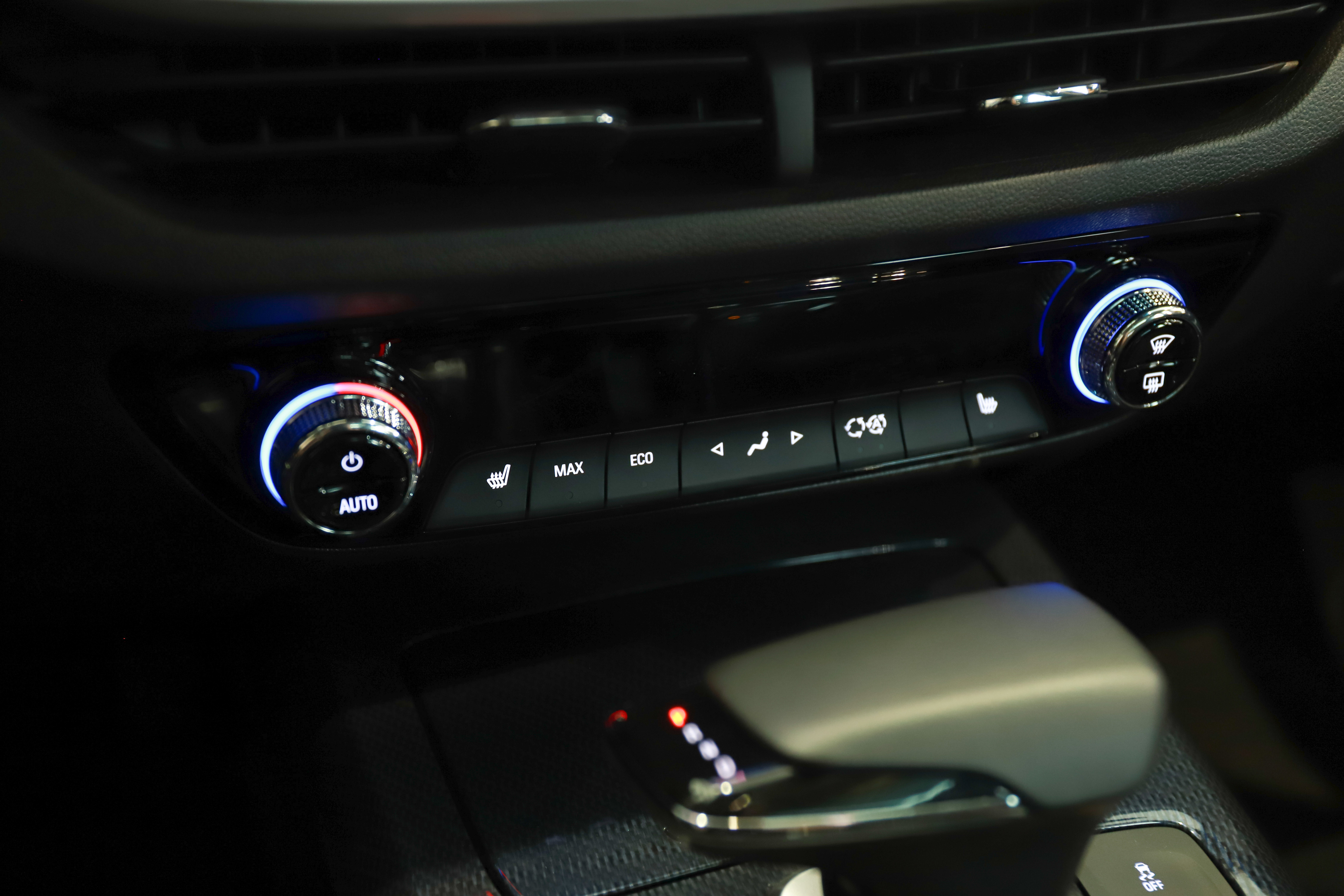 雪佛兰畅巡哪个牌子好,雪佛兰新能源车畅巡是什么价位